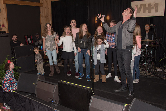 VH1/Viacom Train performs at Empire Lodge