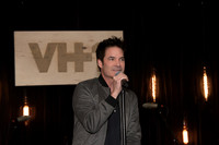 VH1/Viacom Train Performs at Empire Lodge